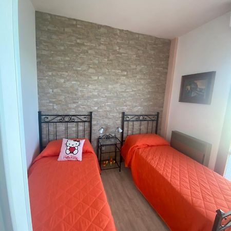 La Casa Al Mare Di Giulia Apartment Порто Потенца Пичена Екстериор снимка