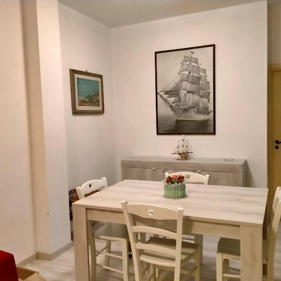 La Casa Al Mare Di Giulia Apartment Порто Потенца Пичена Екстериор снимка