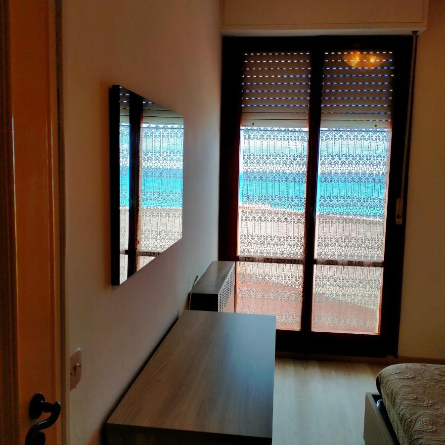 La Casa Al Mare Di Giulia Apartment Порто Потенца Пичена Екстериор снимка