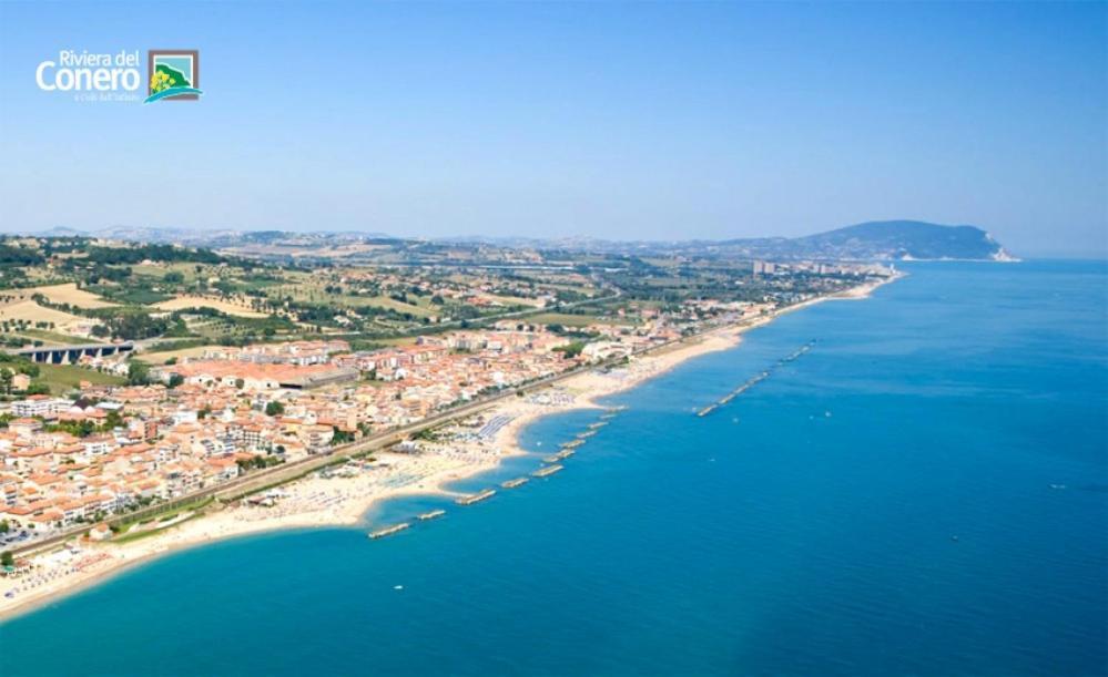 La Casa Al Mare Di Giulia Apartment Порто Потенца Пичена Екстериор снимка